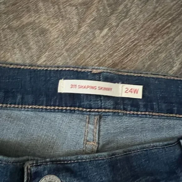 Levi's Plus Size 311 Shaping Skinny Jeans- Size 24W - Picture 5 of 8